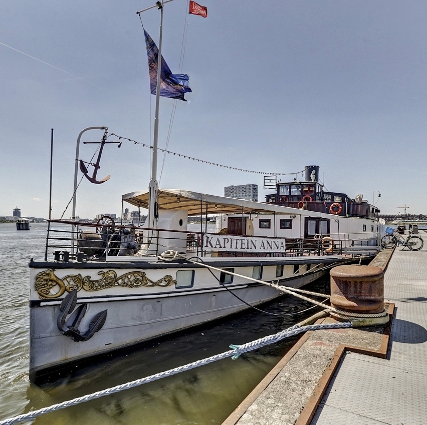 Partyschip Hotel Restaurant Amsterdam Noord