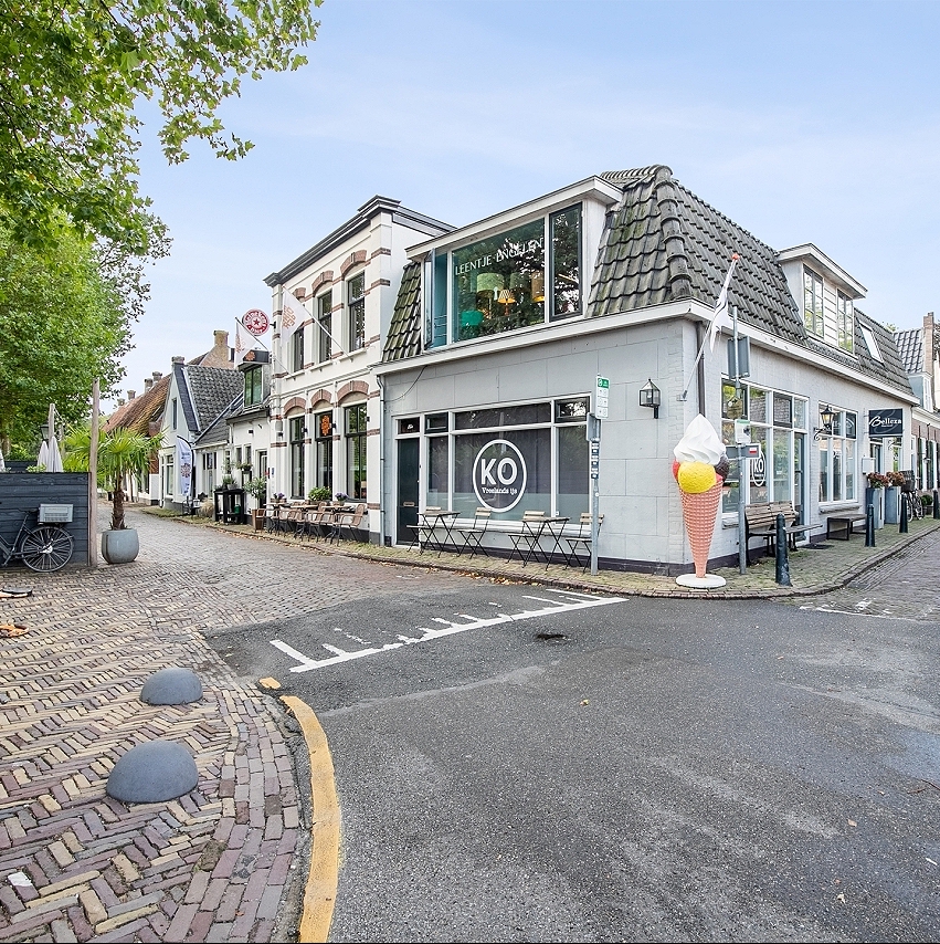 Restaurant in pittoresk dorp aan de Vecht